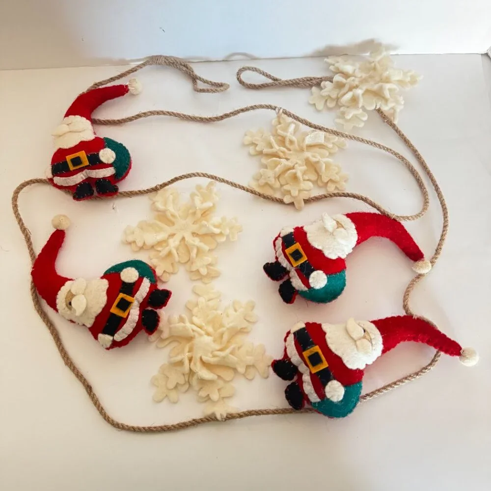 Artic Holiday Santa & Snowflakes 6 Ft Christmas Tree Garland Twine Mantle Stuffe